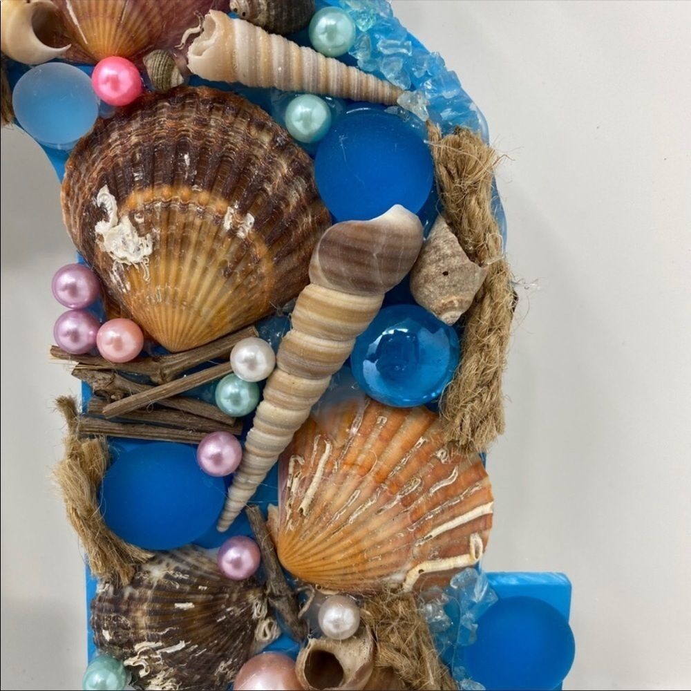 🆕 Decorative Letter R - Beach Theme - Picture 2 of 5